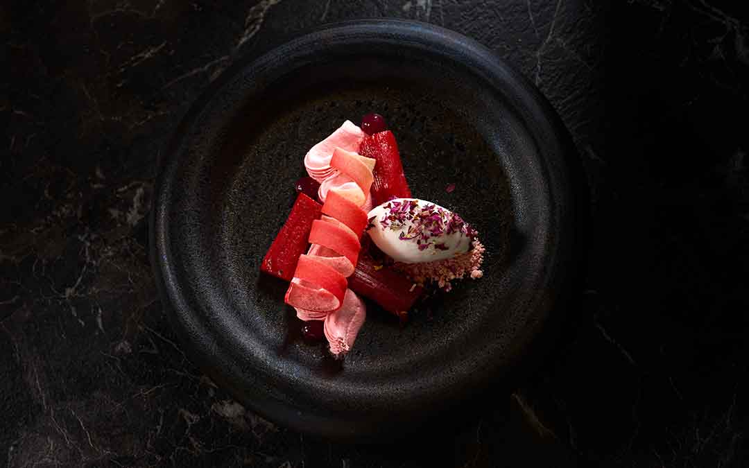 Edible Art in Catering: Crafting Dishes into Visual Masterpieces